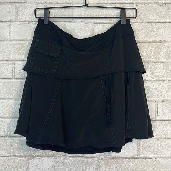 Athleta Wherever Black Ruched Skirt 6 Petite - Picture 2 of 6